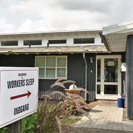 Workers Sleep 2* Nørre Alslev